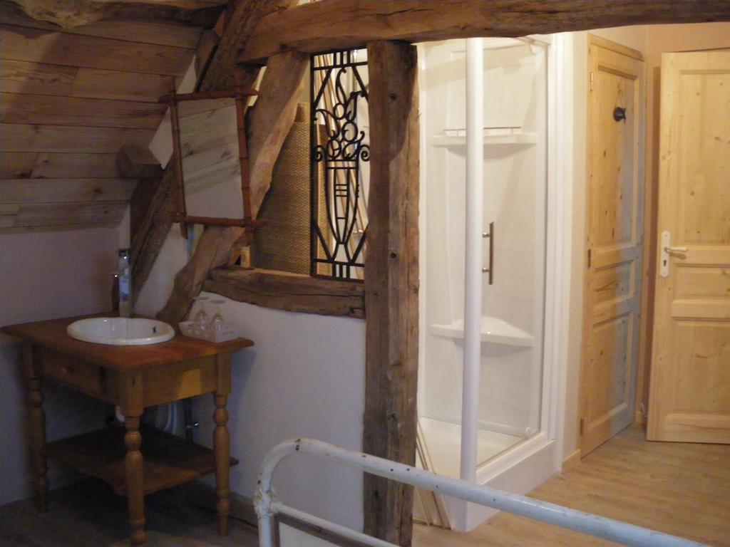Chambre D'Hotes - Le Jardin Des Patissons La Foret Du Parc Room photo