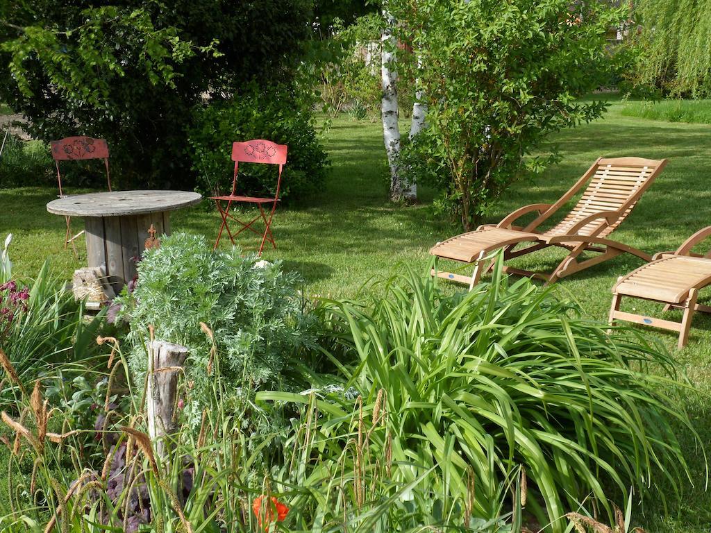 Chambre D'Hotes - Le Jardin Des Patissons La Foret Du Parc Exterior photo